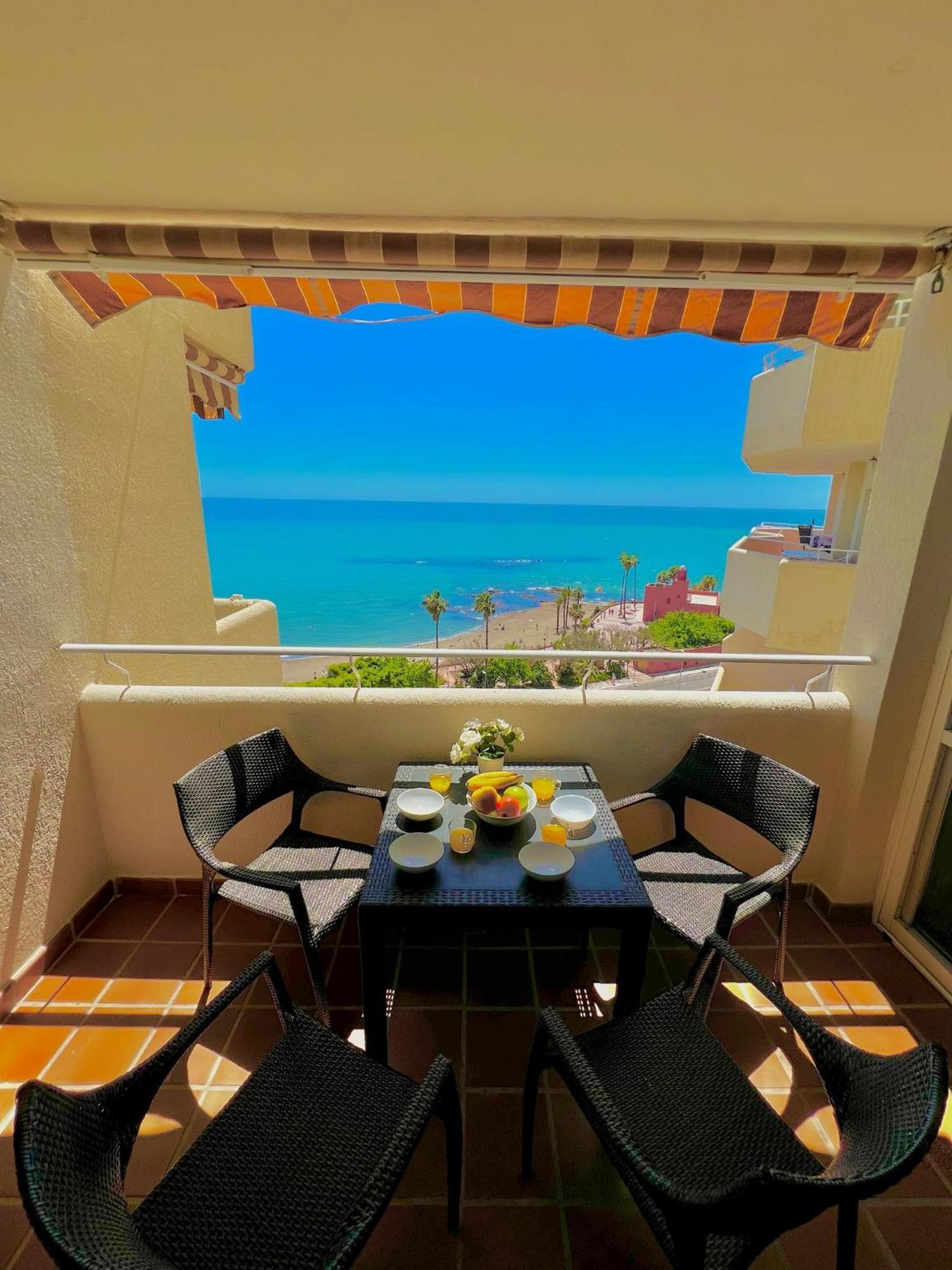 Frontal Sea View Apartment Benalbeach Benalmádena Extérieur photo